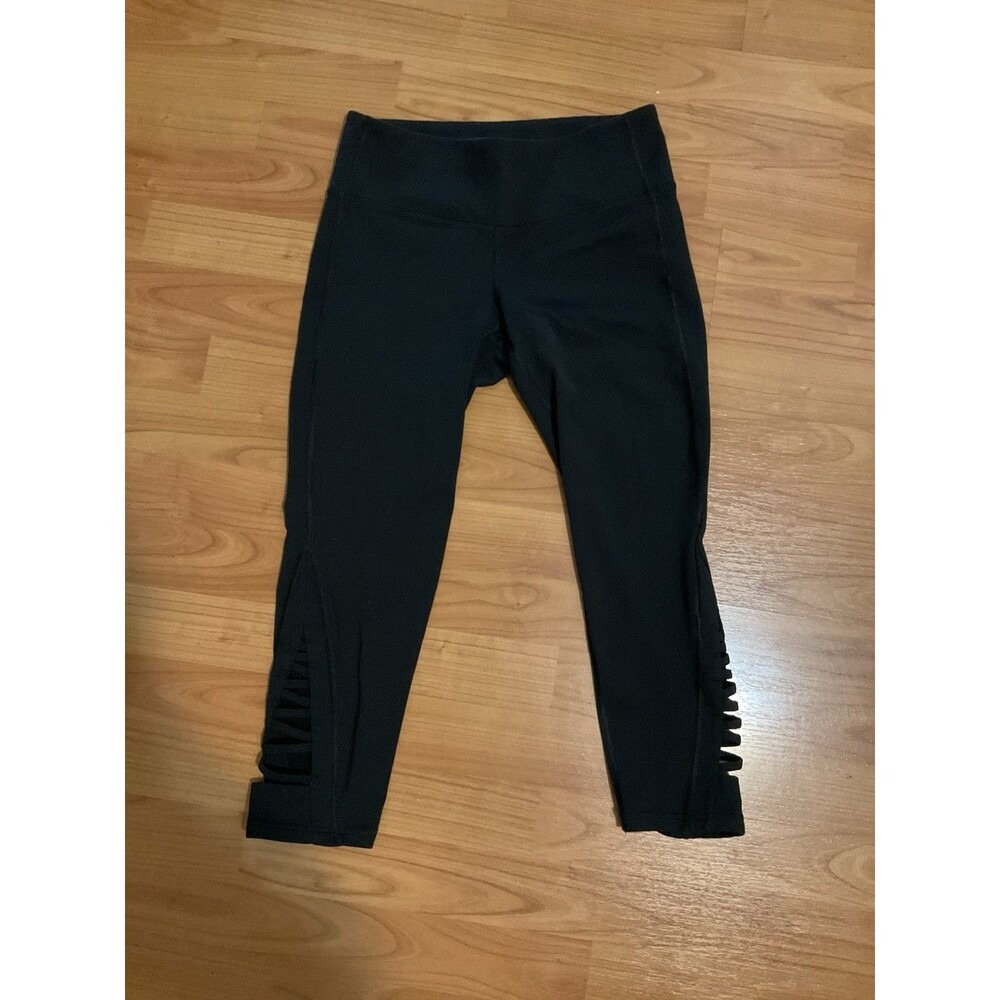 ATHLETA Black Quest Criss Cross Chaturanga Capri Tights US S‎ - Picture 2 of 8